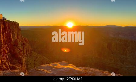 Coucher de soleil fantastique sur le magnifique Grand Canyon Banque D'Images