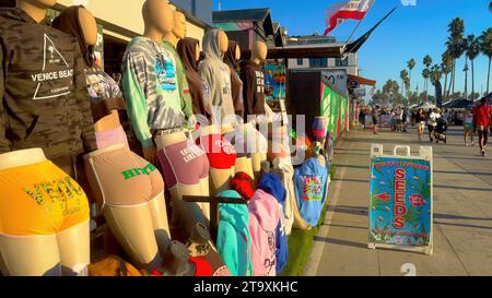 The Amazing Oceanfront Walk à Venice Beach - LOS ANGELES, ÉTATS-Unis - 5 NOVEMBRE 2023 Banque D'Images