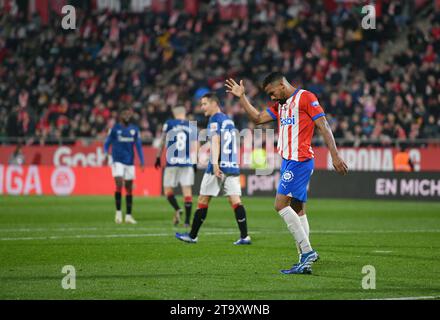 Girona, ESP. 27 novembre 2023. GIRONA FC-ATHLETIC DE BILBAO 27 novembre 2023 Sávio (16) de Girona FC réagit lors du match entre Girona FC et Athletic de Bilbao correspondant à la quatorze jours de la Liga EA Sports au stade municipal de Montilivi à Gérone, Espagne. Crédit : Rosdemora/Alamy Live News Banque D'Images