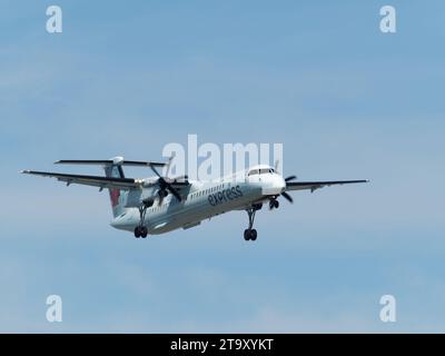 Air Canada Express Bombardier Dash-8. Montréal, Québec, Canada Banque D'Images