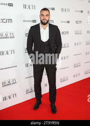 Londres, Royaume-Uni. 27 novembre 2023. Finley Tapp participe aux Beauty Awards 2023 à Londres. Crédit : SOPA Images Limited/Alamy Live News Banque D'Images