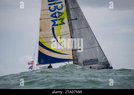 Charlie Dalin (Skipper MACIF 2015) lors de la course monocoque Solo Maître Coq, départ aux Sables d'Olonne, France, le 16 mars 2018 - photo Olivier Blanchet / DPPI Banque D'Images