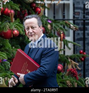 Londres, Royaume-Uni. 28 novembre 2023. David Cameron, ministre des Affaires étrangères, lors d'une réunion du cabinet au 10 Downing Street Londres. Crédit : Ian Davidson/Alamy Live News Banque D'Images