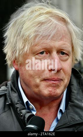 Boris Johnson, Marche contre l'antisémitisme, épaule contre épaule avec les Juifs britanniques, Royal courts of Justice, Strand, Londres, Royaume-Uni Banque D'Images