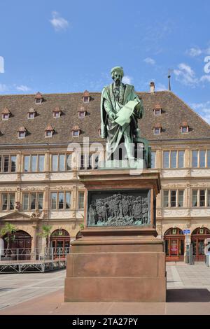 Johannes Gutenberg monument, sculpture, place Gutenberg, Grande Ile, Strasbourg, bas-Rhin, Alsace, France Banque D'Images