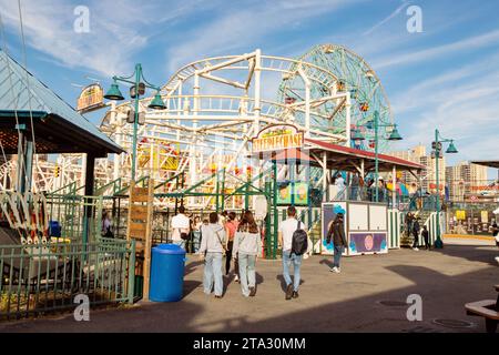 Steeplechase RollerCoaster à Coney Island, Brooklyn, New York, États-Unis d'Amérique. Banque D'Images