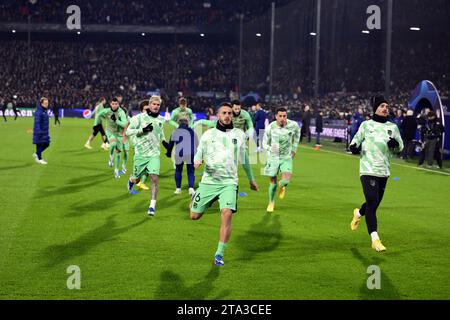 ROTTERDAM - 28/11/2023, ROTTERDAM - Koke de l'Atletico Madrid et Antoine Griezmann de l'Atletico Madrid avant le match de l'UEFA Champions League Group E entre Feyenoord et l'Atletico Madrid au Feyenoord Stadion de Kuip le 28 novembre 2023 à Rotterdam, pays-Bas. ANP OLAF KRAAK Banque D'Images