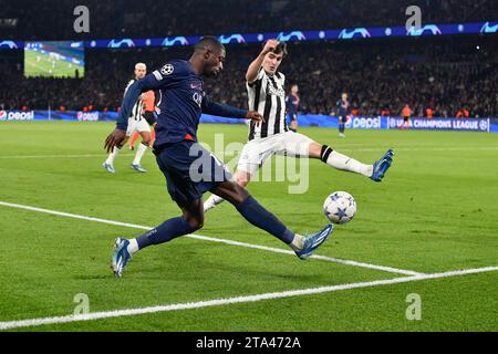 Paris, France. 28 novembre 2023. Julien Mattia/le Pictorium - PSG - Newcastle - 28/11/2023 - France/Ile-de-France (région)/Paris - Ousmane Dembele lors du match de deuxième manche du Groupe F de la Ligue des Champions entre le PSG et Newcastle United au Parc des Princes le 28 novembre 2023. Crédit : LE PICTORIUM/Alamy Live News Banque D'Images