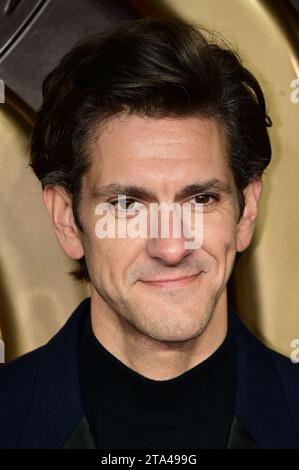 Londres, Royaume-Uni. 28 novembre 2023. Mathew Baynton participe au Warner Bros. Pictures Presents - première mondiale de Wonka au Royal Festival Hall. Crédit : Voir Li/Picture Capital/Alamy Live News Banque D'Images