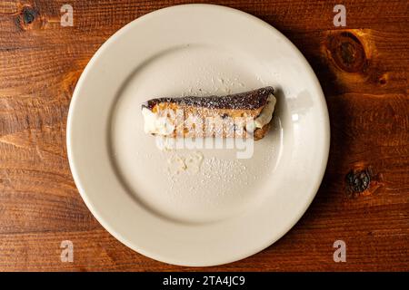 Cannoli enrobés de chocolat Banque D'Images