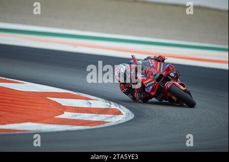 ENEA Bastianini d'Italie et Ducati Lenovo Team roulent lors du moto GP Valencia Test le 28 novembre 2023 sur le circuit Ricardo Tormo (Cheste, moto GP Banque D'Images