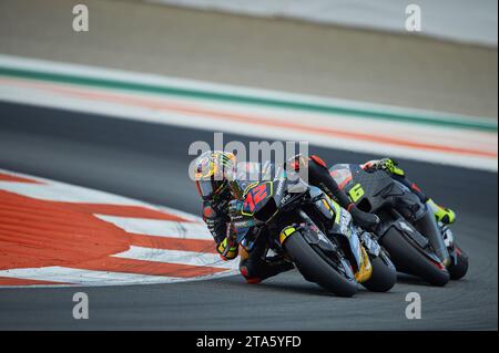 Marco Bezzecchi d'Italie et Pertamina Enduro VR46 MotoGP Team se déplacent lors du moto GP Valencia Test le 28 novembre 2023 sur le circuit Ricardo Tormo (C Banque D'Images