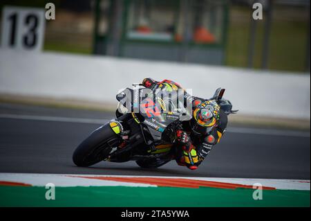 Marco Bezzecchi d'Italie et Pertamina Enduro VR46 MotoGP Team se déplacent lors du moto GP Valencia Test le 28 novembre 2023 sur le circuit Ricardo Tormo (C Banque D'Images