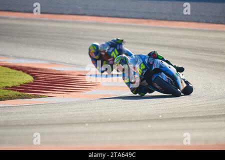 Fermin Aldeguer d’Espagne et GT Trevisan SpeedUp (à l’avant) et Dennis Foggia d’Italie et Italtrans Racing Team (derrière) ont couru pendant la séance d’essais Banque D'Images