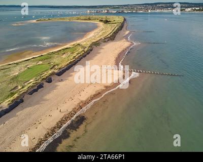 Vue aérienne de l'estuaire de la rivière exe, regardant vers Exmouth, et vu du dessus Dawlish Warren, Devon, Grande-Bretagne. Banque D'Images