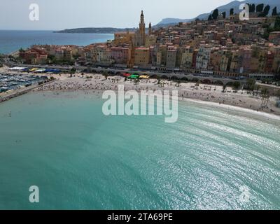 Menton ville et plage summeer French Riviera Aerial Drone Banque D'Images