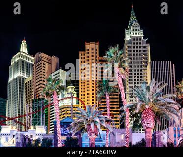 Las Vegas, États-Unis ; 16 novembre 2023 : gratte-ciel et magasins typiques de Big Apple représentés au New York-New York Hotel and Casino, situé sur Las Banque D'Images