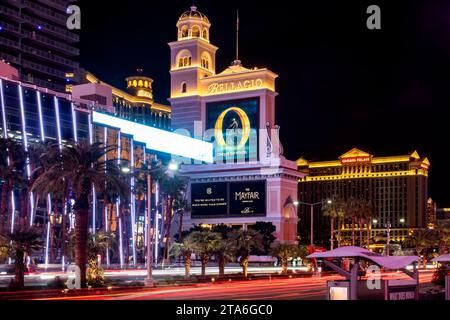 Las Vegas, USA ; 16 novembre 2023 : le fabuleux Las Vegas Strip, c'est le Boulevard de cette ville où se trouvent les casinos et les hôtels à thème. Banque D'Images