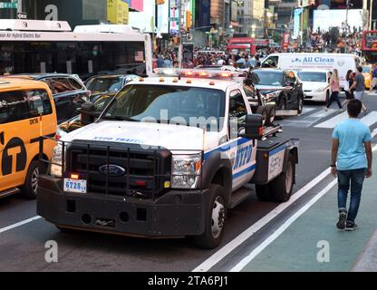 NEW YORK, USA - 24 mai 2018 : voiture de police du New York City police Department (NYPD) dans les rues de Manhattan. Banque D'Images