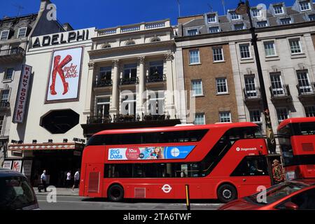 Londres, Royaume-Uni - 6 JUILLET 2016 : Adelphi Theatre à Londres, Royaume-Uni. C'est l'un des théâtres du West End de Londres. En 2013, les théâtres du West End ont vendu 14,5 millions de billets. Banque D'Images