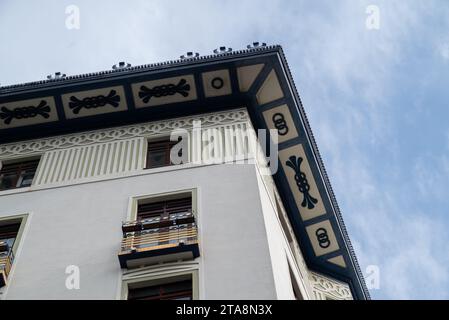 Vienne, Autriche. 29 septembre 2023 Bâtiment Art nouveau abritant le traditionnel cofeeshop Cafe Rudigerhof Banque D'Images