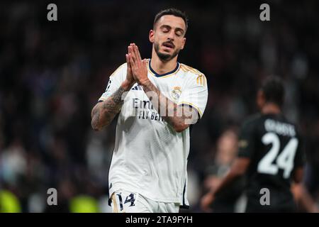 Madrid, Espagne. 29 novembre 2023. Lors du match de l'UEFA Champions League, le groupe C, entre le Real Madrid et le SCC Napoli, a joué au stade Santiago Bernabeu le 29 novembre 2023 à Madrid, en Espagne. (Photo Bagu Blanco/PRESSINPHOTO) crédit : PRESSINPHOTO SPORTS AGENCY/Alamy Live News Banque D'Images