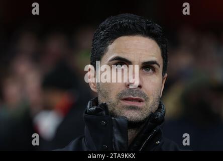 Londres, Royaume-Uni. 29 novembre 2023. Mikel Arteta, Manager d'Arsenal lors du match de l'UEFA Champions League à l'Emirates Stadium, Londres. Le crédit photo devrait se lire : Paul Terry/Sportimage crédit : Sportimage Ltd/Alamy Live News Banque D'Images