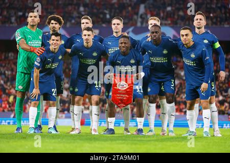 Séville, Espagne. 29 novembre 2023. Le départ-11 du PSV Eindhoven pour le match de l'UEFA Champions League entre le Sevilla FC et le PSV Eindhoven à l'Estadio Ramon Sanchez Pizjuan à Séville. (Crédit photo : Gonzales photo/Alamy Live News Banque D'Images