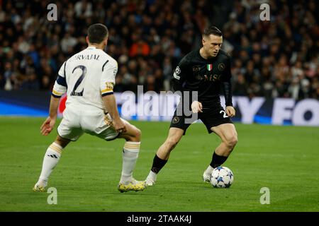 Madrid, Naples, Espagne. 29 novembre 2023. Piotr Zielinski de Naples lors du match de football du groupe C de l'UEFA Champions League entre le Real Madrid et le SSC Napoli à l'Estadio Santiago Bernabeu à Madrid, Espagne. 29 novembre 2023 (image de crédit : © Ciro de Luca/ZUMA Press Wire) USAGE ÉDITORIAL SEULEMENT! Non destiné à UN USAGE commercial ! Banque D'Images