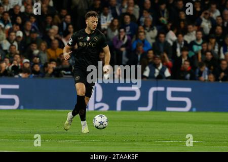 Madrid, Naples, Espagne. 29 novembre 2023. Amir Rrhamani de Naples lors du match de football du groupe C de l'UEFA Champions League entre le Real Madrid et le SSC Napoli à l'Estadio Santiago Bernabeu à Madrid, Espagne. 29 novembre 2023 (image de crédit : © Ciro de Luca/ZUMA Press Wire) USAGE ÉDITORIAL SEULEMENT! Non destiné à UN USAGE commercial ! Banque D'Images