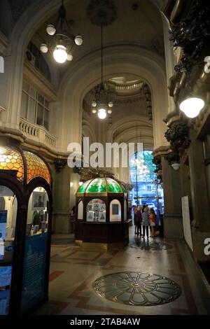 La vue intérieure de l'immeuble de bureaux historique Palacio Barolo dans Avenida de Mayo.Buenos Aires.Argentina Banque D'Images