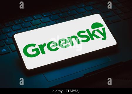 Brésil. 24 novembre 2023. Sur cette photo, le logo GreenSky est affiché sur l'écran d'un smartphone. (Image de crédit : © Rafael Henrique/SOPA Images via ZUMA Press Wire) USAGE ÉDITORIAL SEULEMENT! Non destiné à UN USAGE commercial ! Banque D'Images