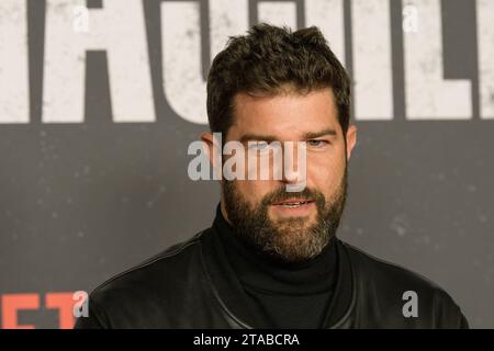 Marseille, France. 29 novembre 2023. Olivier Barthelemy est vu à la première de la série Netflix Pax Massilia à Marseille, France le 29 novembre 2023. Photo de Laurent Coust/ABACAPRESS.COM crédit : Abaca Press/Alamy Live News Banque D'Images