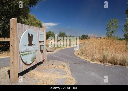 Volcanic Legacy Scenic Byway - Trailhead pour Discovery Marsh Banque D'Images