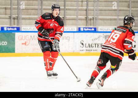 Aalborg, Danemark. 28 novembre 2023. Anders Koch (40) des Pirates d'Aalborg vu lors du match de hockey sur glace Metal Liga entre les Pirates d'Aalborg et Rungsted Seier Capital à Sparekassen Danmark Isarena à Aalborg. (Crédit photo : Gonzales photo - Balazs Popal). Banque D'Images