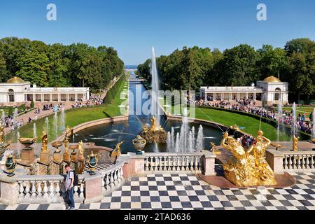 Saint-pétersbourg Russie. Peterhof Palace Banque D'Images