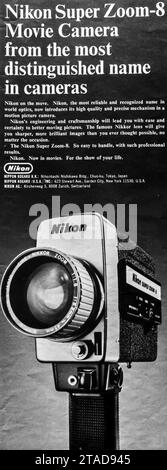 1968 annonce appareil photo Nikon Super Zoom-8 Banque D'Images