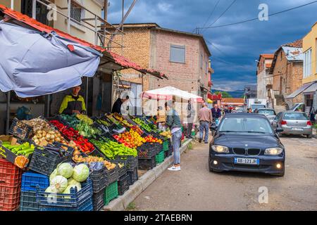 Albanie, Korce, marché de rue Banque D'Images