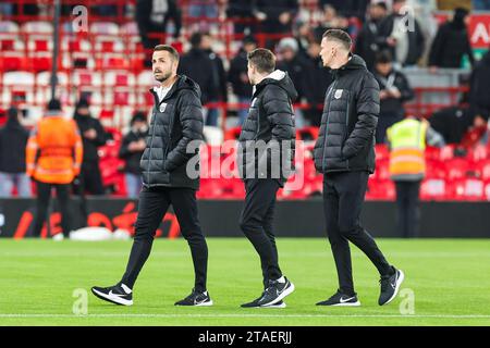 Les joueurs DE LASK arrivent avant le match de l'UEFA Europa League Liverpool vs LASK à Anfield, Liverpool, Royaume-Uni. 30 novembre 2023. (Photo de Mark Cosgrove/News Images) dans, le 11/30/2023. (Photo de Mark Cosgrove/News Images/Sipa USA) crédit : SIPA USA/Alamy Live News Banque D'Images