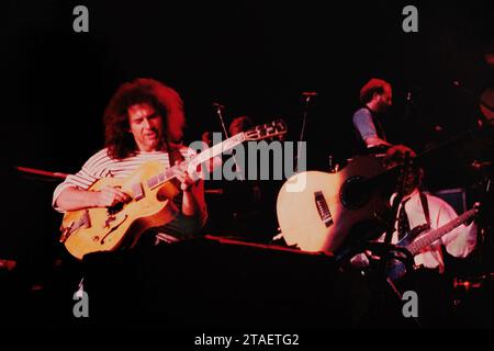 Pat Metheny, célébrités, concert, concerts, guitariste, horizontal, Secret Story Tour, célébrités internationales, metheny, pat metheny, chanteur, jazz, musique, chanteurs, virtuose de la guitare Pat Metheny, photo Kazimierz Jurewicz, style de fusion jazz contemporain du groupe Pat Metheny, Pat METHENY est né à Kansas City le 12 1954 août, Bright Size Life, NATURE MORTE (PARLER), lettre de la maison, nominations aux Grammy Awards 39 de Pat Metheny, gagnant de 20 Grammy Awards Banque D'Images