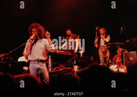 Pat Metheny, célébrités, concert, concerts, guitariste, horizontal, Secret Story Tour, célébrités internationales, metheny, pat metheny, chanteur, jazz, musique, chanteurs, virtuose de la guitare Pat Metheny, photo Kazimierz Jurewicz, style de fusion jazz contemporain du groupe Pat Metheny, Pat METHENY est né à Kansas City le 12 1954 août, Bright Size Life, NATURE MORTE (PARLER), lettre de la maison, nominations aux Grammy Awards 39 de Pat Metheny, gagnant de 20 Grammy Awards Banque D'Images