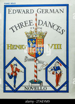 Couverture de trois danses d'Henri VIII par Edward German, publiée par Novello, Londres, début du XXe siècle. Écrite pour piano solo, la musique est adaptée de la partition incidente allemande à la production scénique de Henry VIII de Sir Henry Irving en 1892. La couverture décorative présente des motifs héraldiques, une couronne avec les bras Tudor, et des danseurs et musiciens costumés de style médiéval. Cette œuvre est devenue l’une des compositions les plus durables d’Allemand, populaire dans le répertoire de concerts et de récits édouardiens. Banque D'Images