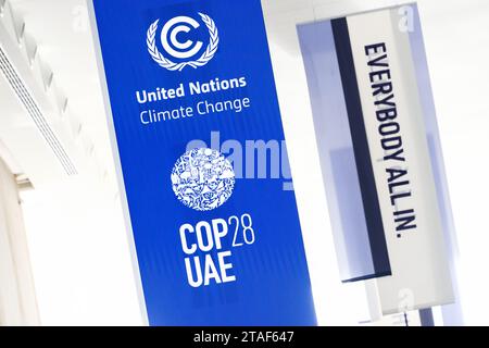 Dubaï, Émirats arabes Unis. 30 novembre 2023. La 28e Conférence des Parties à la Convention-cadre des Nations Unies sur les changements climatiques, qui se tiendra du 30 novembre au 12 décembre 2023 à Expo City Dubaï. Dubaï, Émirats arabes Unis, le 30 novembre 2023. (Image de crédit : © Beata Zawrzel/ZUMA Press Wire) USAGE ÉDITORIAL SEULEMENT! Non destiné à UN USAGE commercial ! Banque D'Images