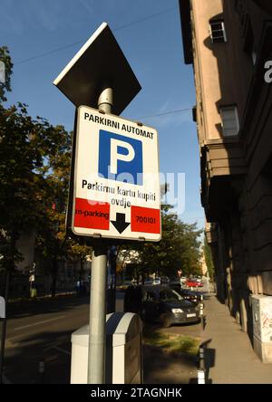 Parking machine de paiement dans le centre de Zagreb, Croatie Banque D'Images