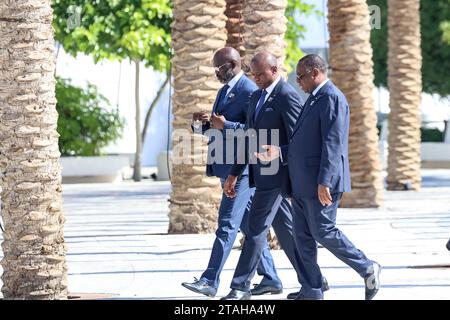 Dubaï, Émirats arabes Unis. 01 décembre 2023. Les chefs d’État arrivent à la session d’ouverture du sommet des dirigeants mondiaux lors de la COP28, Conférence des Nations Unies sur les changements climatiques, organisée par la CCNUCC au Dubai Exhibition Center, Émirats arabes Unis, le 1 décembre 2023. La COP28, qui se déroule de novembre 29 à décembre 12, se concentre sur la façon dont des nations particulières ont géré la réalisation de leurs objectifs climatiques. La Conférence de Dubaï se concentre également sur les communautés les plus vulnérables et sur le Fonds pour pertes et dommages. (Photo Dominika Zarzycka/Sipa USA) crédit : SIPA USA/Alamy Live News Banque D'Images