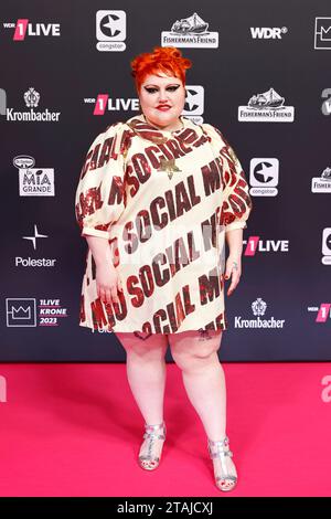 Frontfrau Beth Ditto von der Band Gossip BEI der 24. Verleihung der 1LVE Krone 2023 im Lokschuppen Bielefeld. Bielefeld, 30.11.2023 NRW Deutschland *** Femme de front Beth Ditto du groupe Gossip à la présentation 24 de la 1Live Krone 2023 au Lokschuppen Bielefeld Bielefeld, 30 11 2023 NRW Allemagne Copyright : xChristophxHardtx crédit : Imago/Alamy Live News Banque D'Images