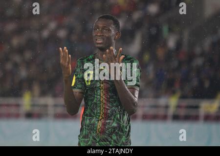 Surakarta, Java central, Indonésie. 1 décembre 2023. MAMADOU DOUMBIA du Mali réagit lors du match de la 3e place de la coupe du monde U-17 de la FIFA entre l'Argentine et le Mali au stade Manahan. (Image de crédit : © Angga Budhiyanto/ZUMA Press Wire) USAGE ÉDITORIAL SEULEMENT! Non destiné à UN USAGE commercial ! Banque D'Images