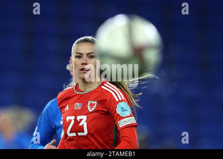 Cardiff, Royaume-Uni. 01 décembre 2023. Ffion Morgan du pays de Galles femmes en action. Pays de Galles femmes contre Islande femmes, UEFA Women's Nations League, match du groupe C au Cardiff City Stadium, pays de Galles du Sud le vendredi 1 décembre 2023. Usage éditorial uniquement, photo par Andrew Orchard/Andrew Orchard photographie sportive/Alamy Live News crédit : Andrew Orchard photographie sportive/Alamy Live News Banque D'Images