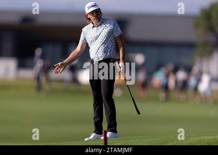 Sydney, Australie, 30 novembre 2023. Cameron Smith putts lors de la 1e manche de l'Open de golf australien au Lakes Golf Club le 30 novembre 2023 à Sydney, en Australie. Crédit : Damian Briggs/Speed Media/Alamy Live News Banque D'Images