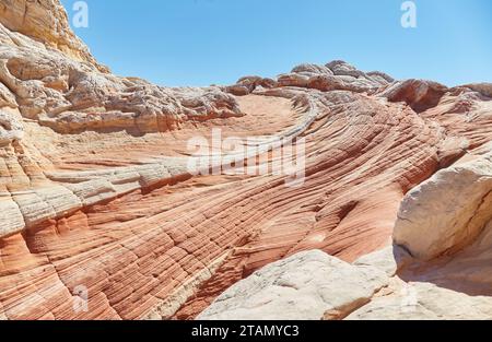L'extraordinaire White Pocket dans le nord de l'Arizona est l'une des merveilles géologiques les plus uniques au monde Banque D'Images